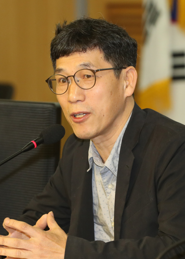 진중권 전 동양대 교수가 15일 오전 미래통합당 유의동·오신환 의원 주최로 서울 여의도 국회 의원회관에서 열린 