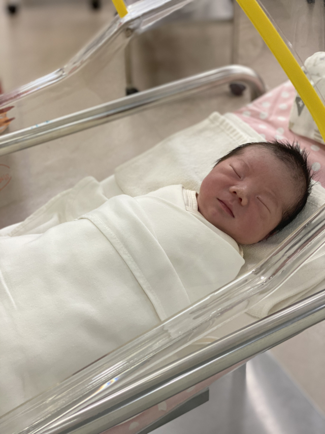 임수현(33)‧전창훈(31) 부부 첫째 아들 열무(3.4kg) 6월 30일 출생