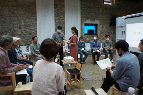 지난 10일 칠곡군 북삼읍 태평곳간에서 열린 문화특화지역 조성사업 관련 포럼에서 