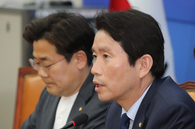이인영 통일부 장관 후보자(오른쪽)