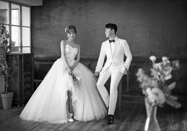안형준·최은정 결혼 2020년 9월 26일 오후 1시 10분 호텔라온제나 7층 컨벤션홀