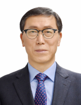 이종건 국립백두대간수목원 원장