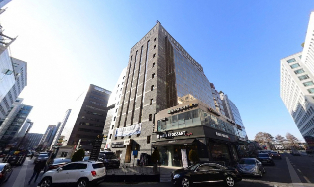 미래통합당이 새 중앙당사 건물로 매입한 서울 여의도의 남중빌딩