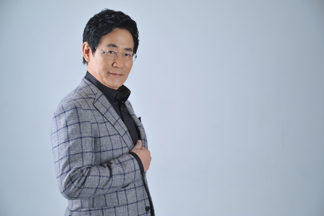 가수 윤형주