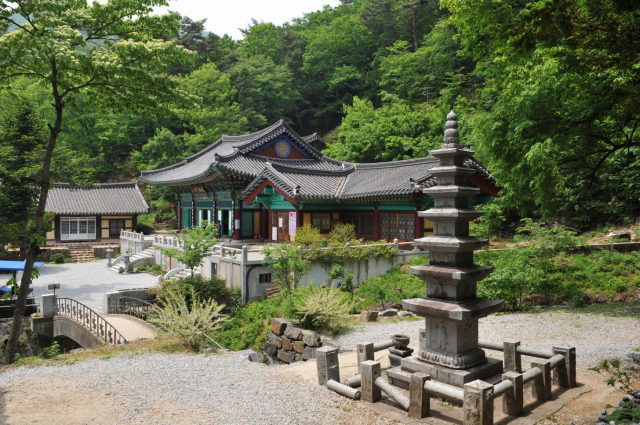 희방사 전경. 영주시 제공