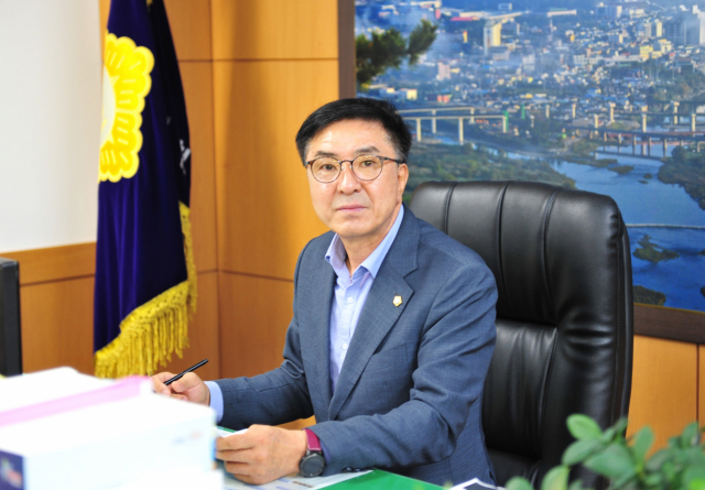 조영제 제8대 영천시의회 후반기 의장. 영천시의회 제공