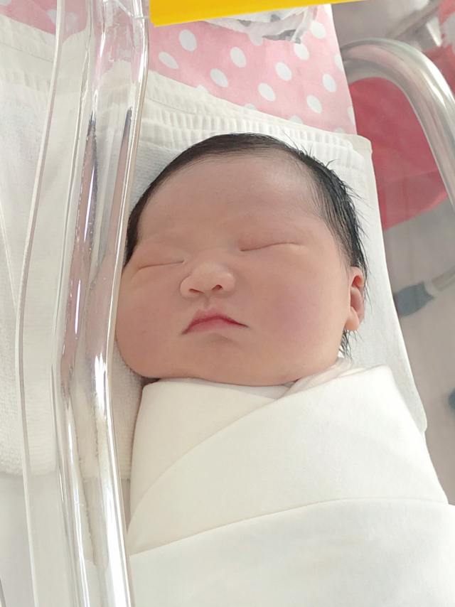 이가영(34)·서문교(32) 부부 첫째 딸 라임(3.5㎏) 8월 7일 출생