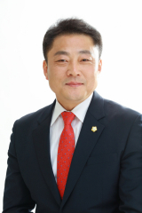 이상근 위원장