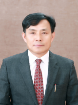 이용만 경산교육장