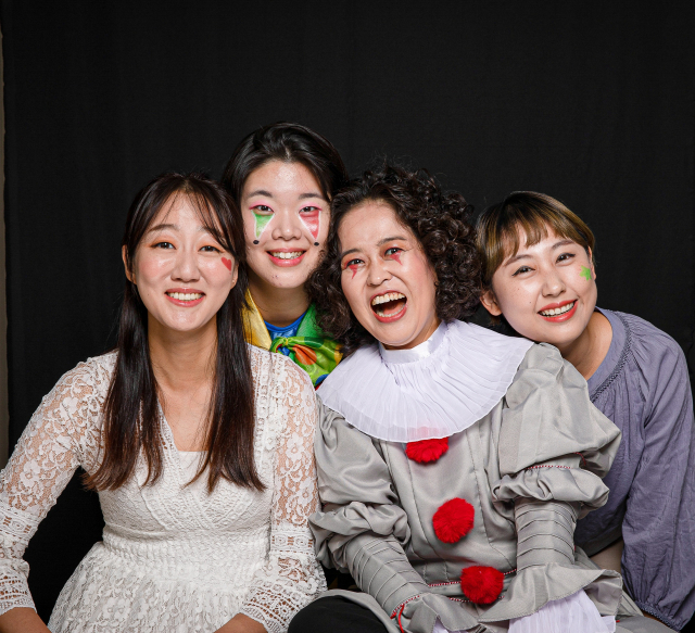극단 나무의자 