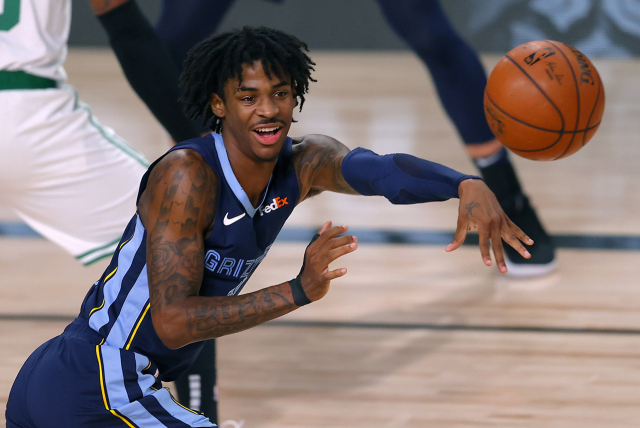 2019-2020시즌 NBA 신인선수상 수상자로 뽑힌 멤피스 그리즐리스의 가드 자 모란트. 연합뉴스