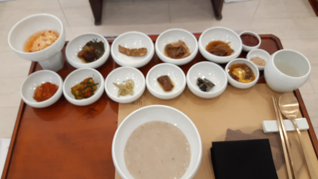 조선시대 식치음식(죽)을 재현한 죽상. 마경대 기자