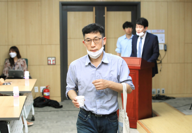 진중권 전 동양대 교수가 지난 8월 서울 여의도 국회 의원회관에서 열린 온국민공부방 제1강 