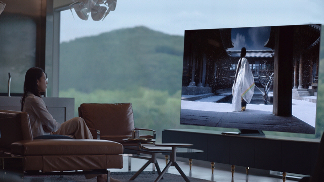 삼성전자가 만든 신규 QLED8K 텔레비전 광고 연출 이미지. 삼성전자 제공