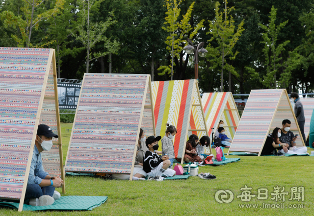 지난 11일 대구 서구 이현공원에서 열린 세대공감 프로그램 