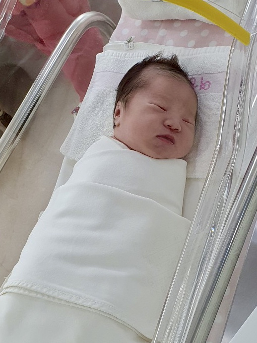 이소미(28)·박태준(34) 부부 첫째 딸 새해(3.5㎏) 9월 17일 출생