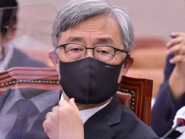 최재형 감사원장이 최근 서울 여의도 국회에서 열린 법제사법위원회 전체회의에 참석하고 있다. 연합뉴스