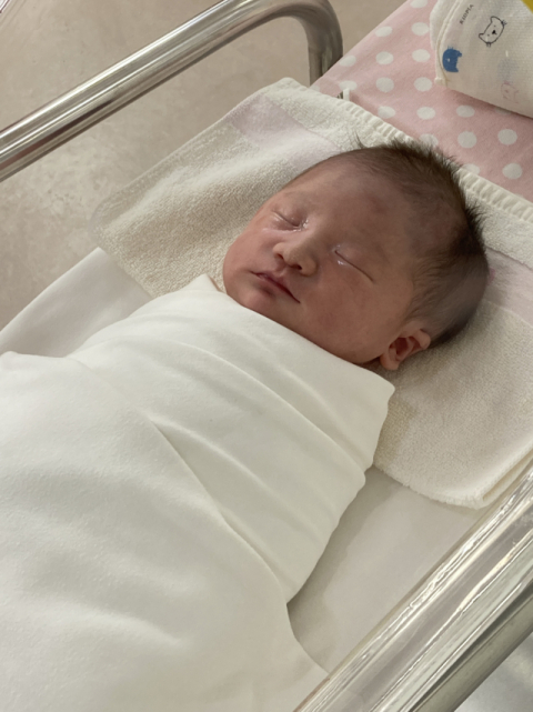 장송이(29)·이상원(32·대구시 남구 대명동) 부부 첫째아들 곰산이(3.3kg) 9월 23일 출생.