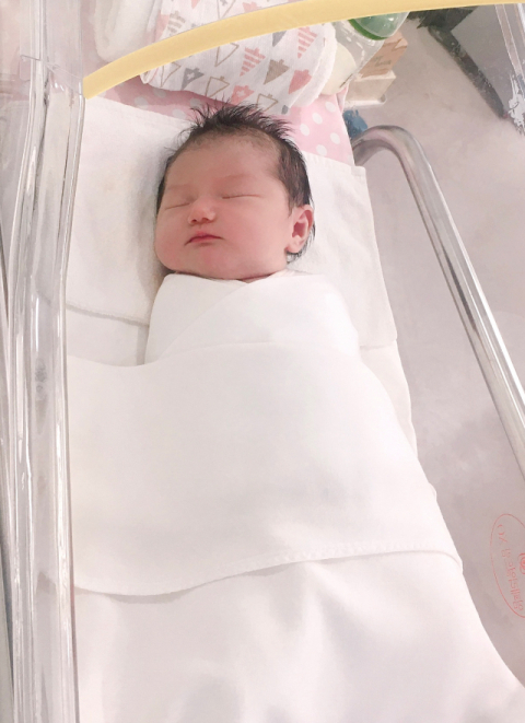 김은나(36)·김용태(35·대구시 달서구 호산동) 부부 첫째 딸 보리(3.8kg) 9월 19일 출생.