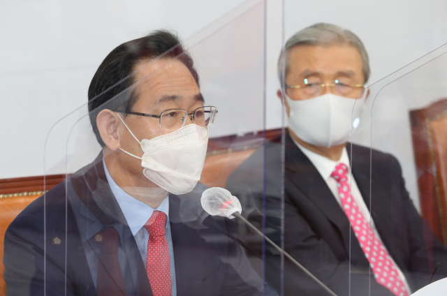 국민의힘 주호영 원내대표가 8일 오전 국회에서 열린 비상대책위원회에서 발언하고 있다. 연합뉴스