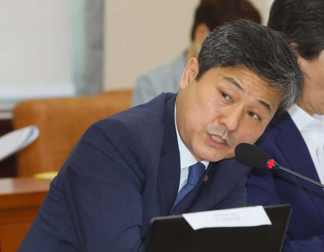 더불어민주당 김영배 의원이 28일 국회 행정안전위원회 전체회의에서 발언하고 있다. 연합뉴스