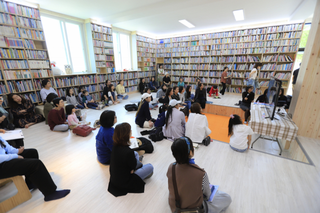 지난해 전북 고창에서 열렸던 한국지역도서전 모습. 대구수성 한국지역도서전 조직위 제공