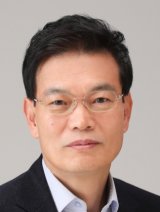 이범찬 한국가상현실진흥원 원장·강원대학교 정보과학·행정대학원 교수