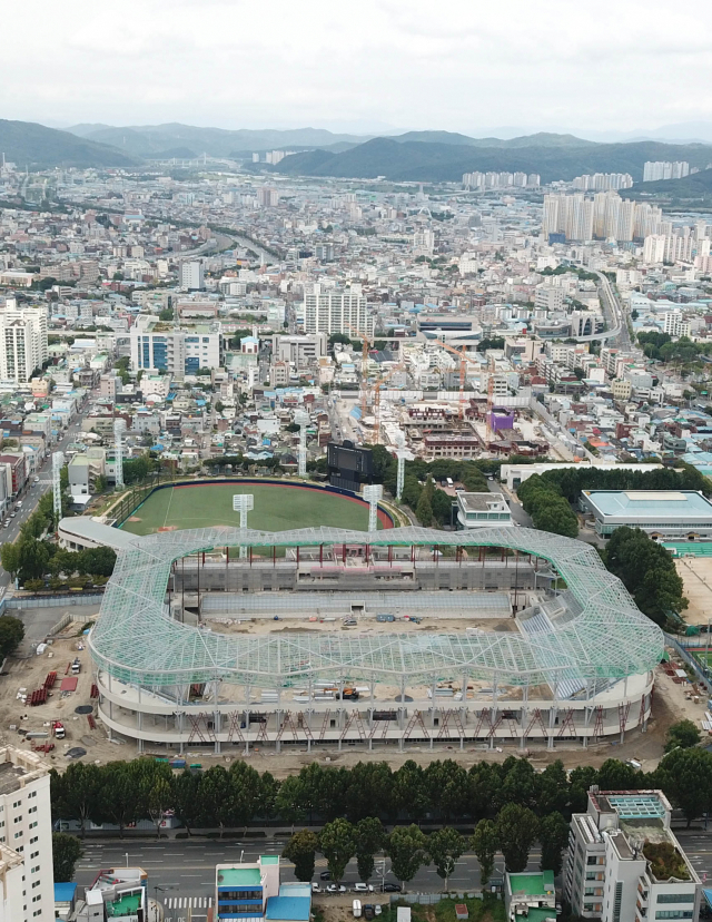 대구시민운동장 내 DGB대구은행파크 일대 모습.
