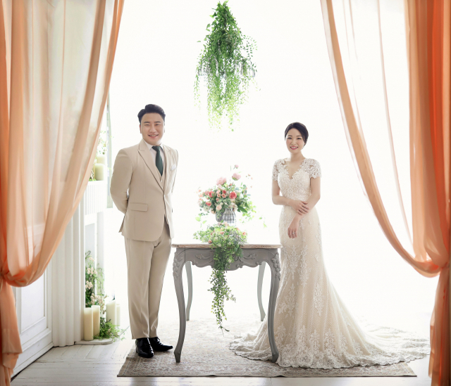 신랑 박성우·신부 이보람 결혼.2020년 10월 25일 낮 12시 대구 웨딩칼라디움 3층 콘서트홀
