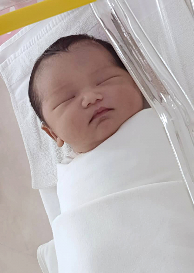 박정실(34)·김연수(33·대구 달성군 옥포읍)부부 첫째 딸 꼬물이(3.5kg) 10월 10일 출생,