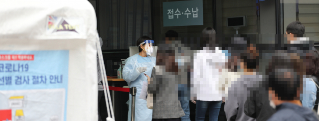 지난 16일 동대문구 국립중앙의료원 선별진료소 모습. 연합뉴스