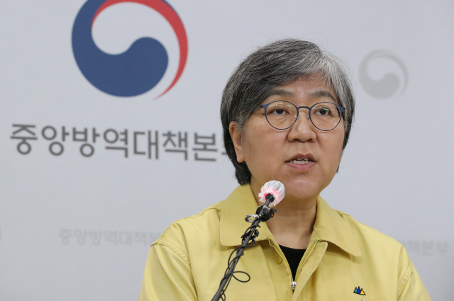 정은경 중앙방역대책본부장(질병관리청장) 24일 오후 충북 청주시 질병관리청에서 국가 인플루엔자(독감) 예방접종 사업과 관련해 브리핑하고 있다. 연합뉴스