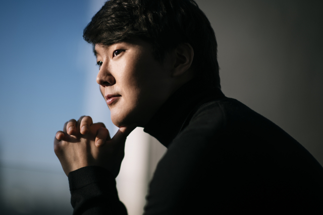 1년여 만에 대구를 찾은 피아니스트 조성진.