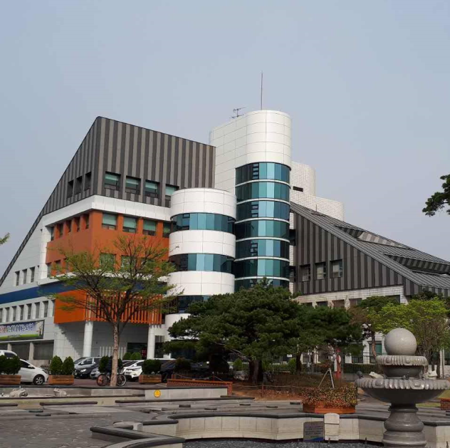 대구서부도서관 전경. 서부도서관은 