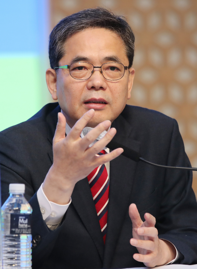 곽상도 의원이 아시아포럼21에 참석해 자신의 대구시장 출마 의지를 피력하고 있다. 아시아포럼21 제공
