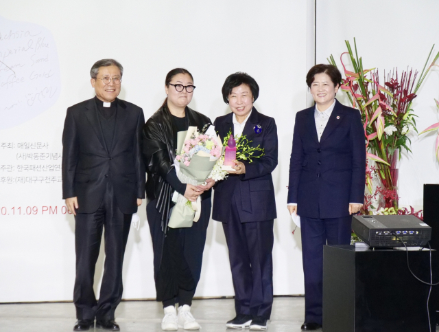 9일 갤러리 분도에서 열린 제1회 