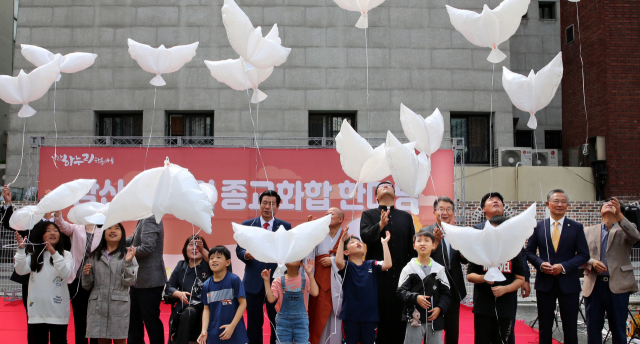 대구 중구청(구청장 류규하)은 오는 12일 남산동 남산기독교종합사회복지관에서 