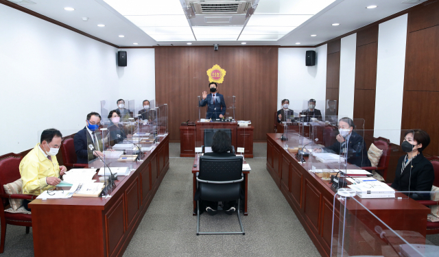 10일 대구광역시의회에서 열린 경제환경위원회 행정감사. 사진제공 대구광역시의회