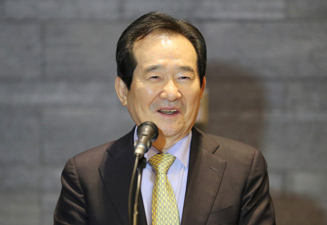 정세균 국무총리가 지난 10일 세종시 세종공관에서 열린 취임 300일 출입기자단 간담회에서 인사말하고 있다. 연합뉴스