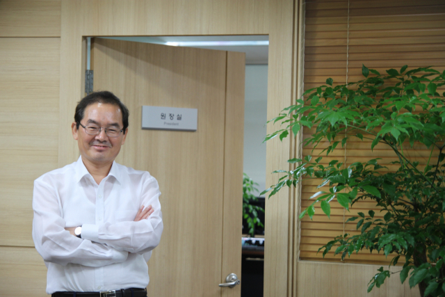 지난 6년간 대구TP를 이끈 권업원장이 16일 공식 임기를 마무리 한다. 대구TP 제공