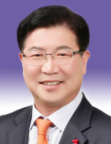홍정근 경상북도의회 신공항이전지원특별위원회 위원장
