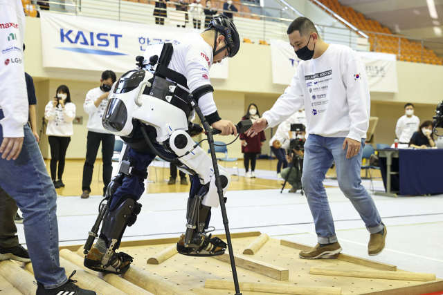 사이배슬론(Cybathlon) 2020 경기 현장 모습. 영남대 제공