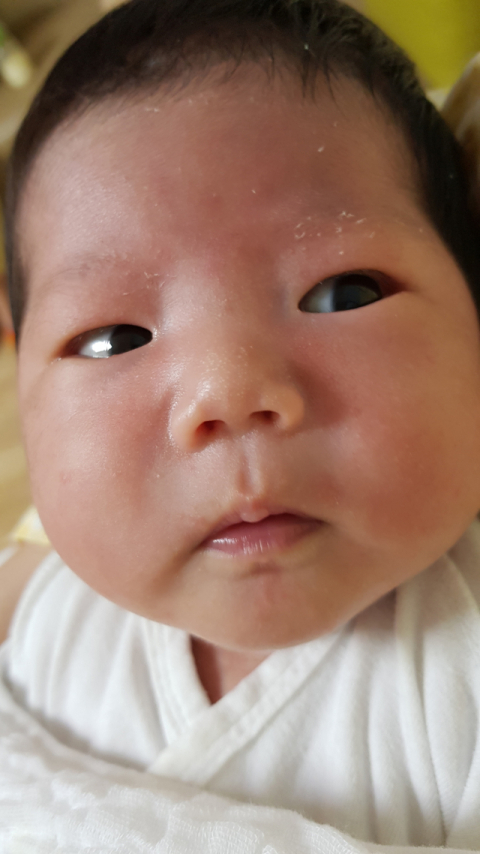 공미란(34)·박창준(37·대구 북구 대현동) 부부 둘째 딸 앙둥이(3.3㎏)