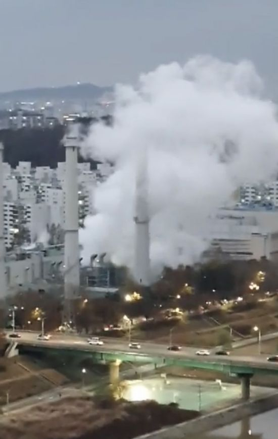 신고가 접수 된 서울 양천구 목동 열병합발전소. 연합뉴스