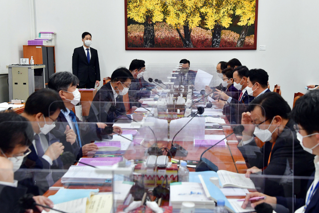 예산결산특별위원회 예산안등조정소위원회가 20일 국회에서 소위원장인 정성호 예결위원장 주재로 열리고 있다. 연합뉴스