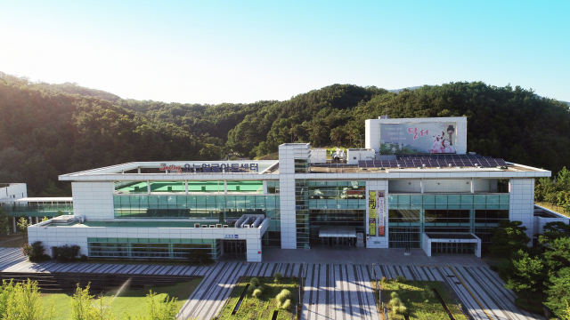 달서아트센터로 최근 개명된 웃는얼굴아트센터 전경. 매일신문 D/B