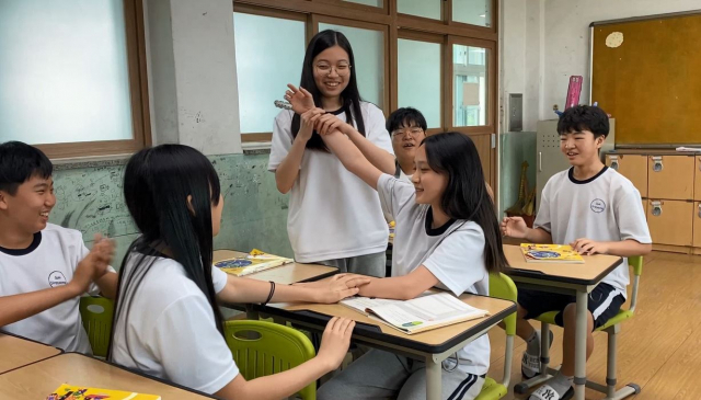 상주 낙동강전국청소년영상제에서 최우수 대상을 받은 구미 신평중학교의 