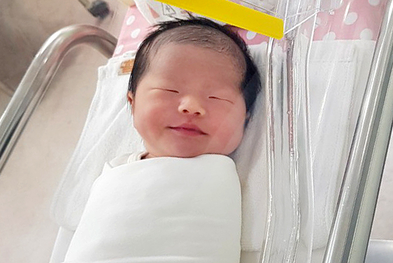 이윤정아가