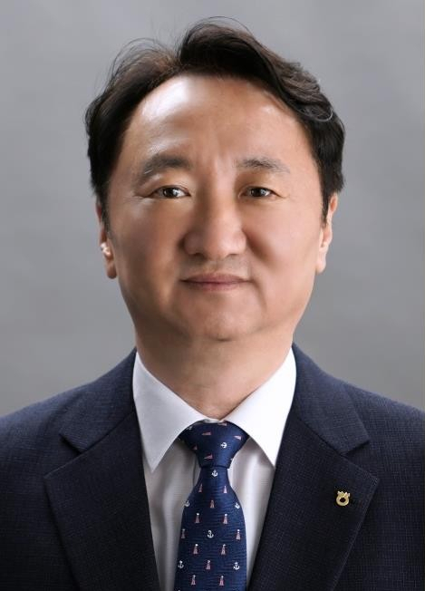 NH농협금융지주이 차기 농협은행장에 권준학 농협중앙회 기획조정본부 본부장(상무)이 낙점됐다고 31일 밝혔다. 사진은 권준학 신임 농협은행장. 연합뉴스