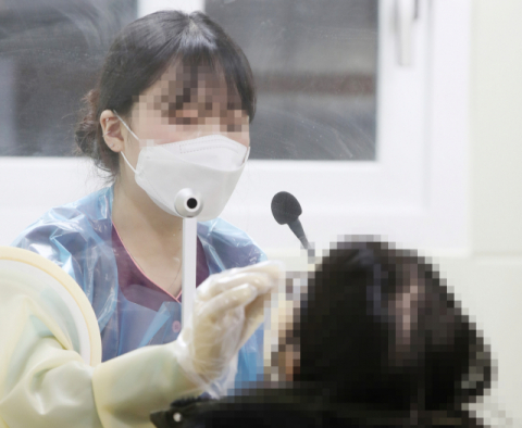 확진자 절반 11월부터 발생 